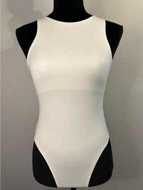 Steve Madden White Sleeveless Bodysuit